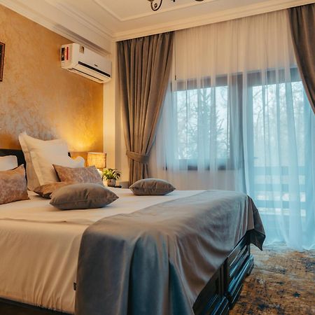 Hotel Curtea Domneasca Vaslui Zewnętrze zdjęcie
