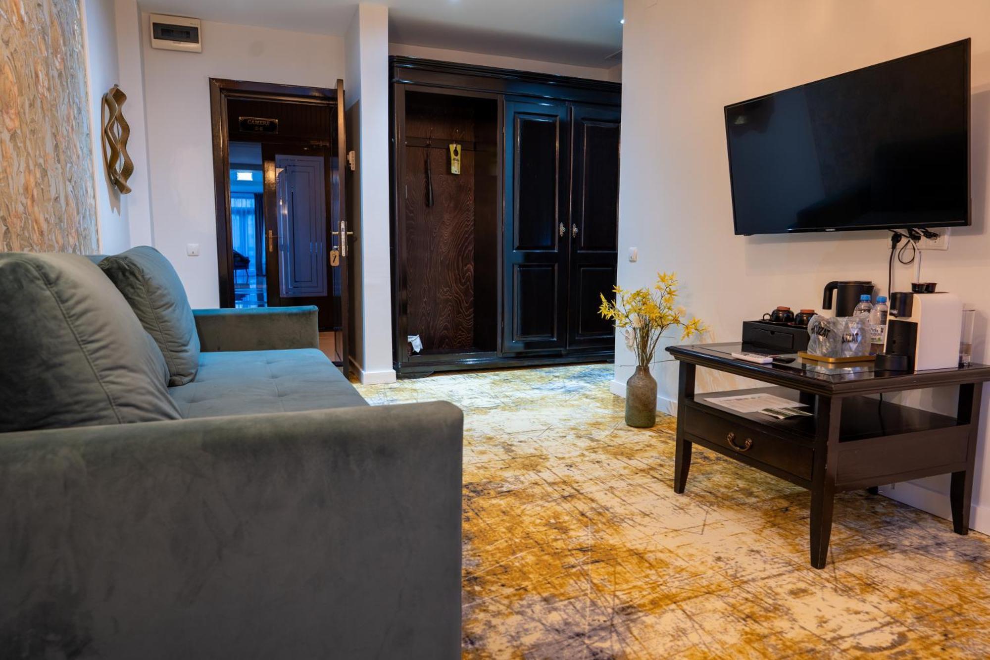 Hotel Curtea Domneasca Vaslui Zewnętrze zdjęcie