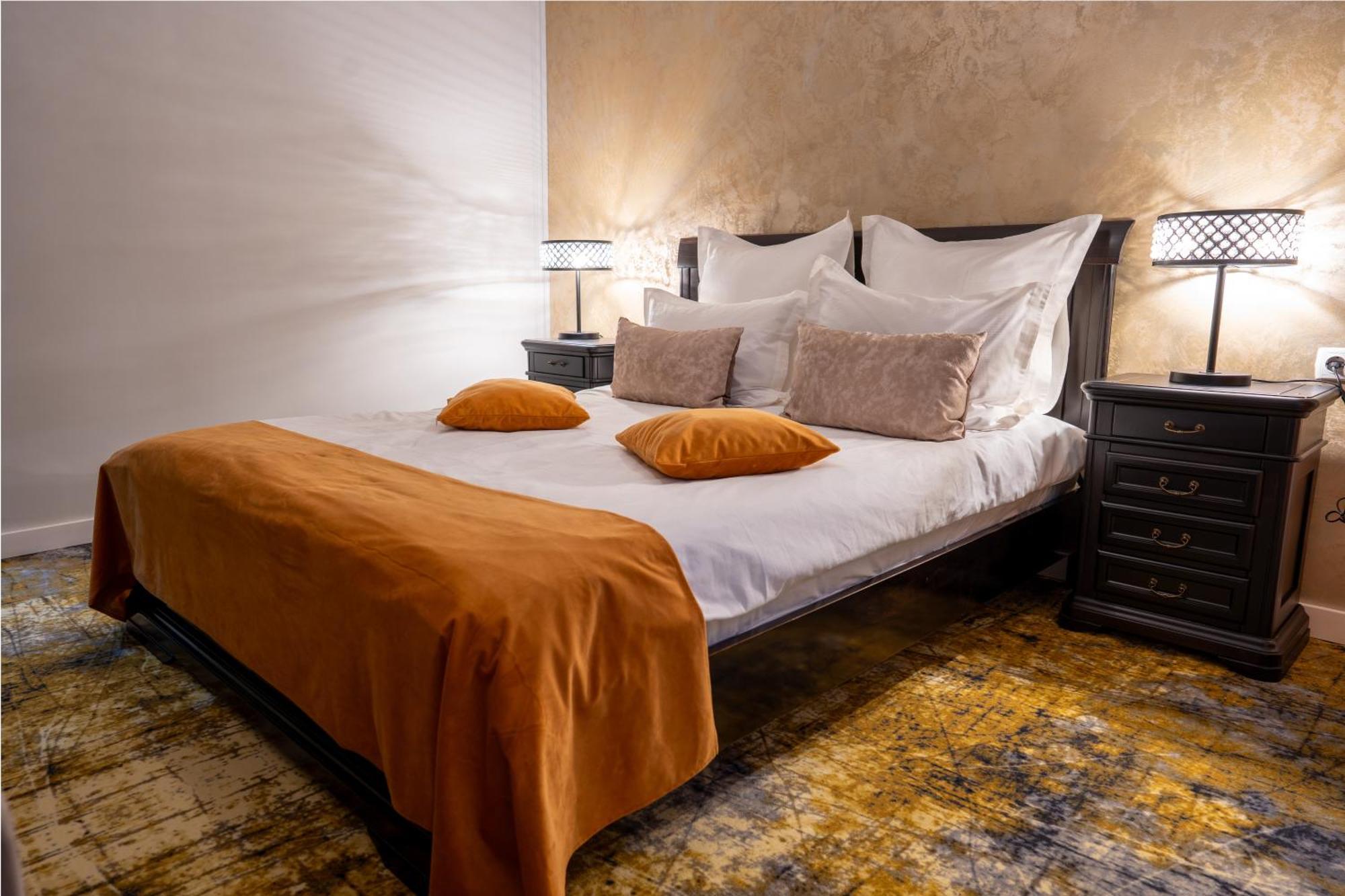Hotel Curtea Domneasca Vaslui Zewnętrze zdjęcie